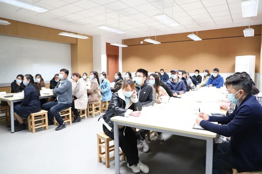 34b965aee8324095bf7957bf6e390105.jpg 34b965aee8324095bf7957bf6e390105.jpg