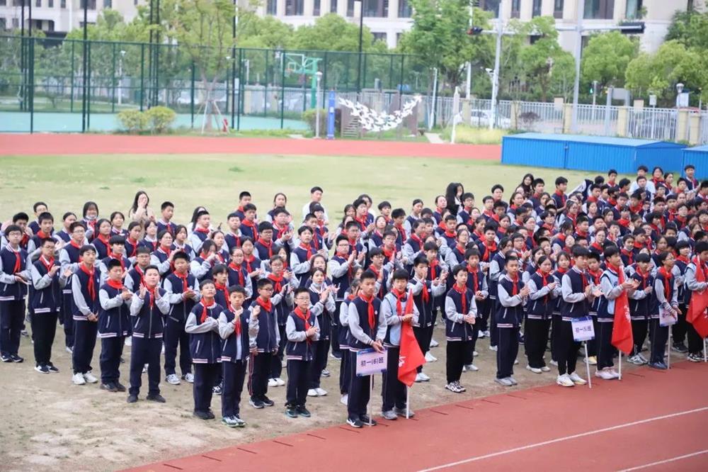 5bbf7653d1d6497b8e9a055d20236960.jpg 5bbf7653d1d6497b8e9a055d20236960.jpg