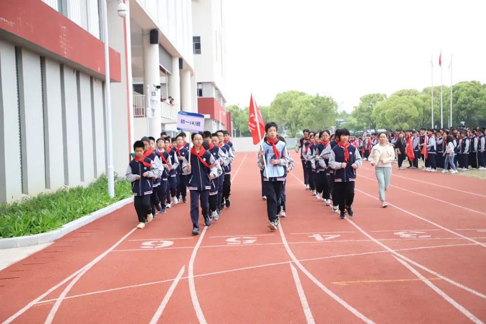 9338f542928e4836bd94cb118e165b4e.jpg 9338f542928e4836bd94cb118e165b4e.jpg