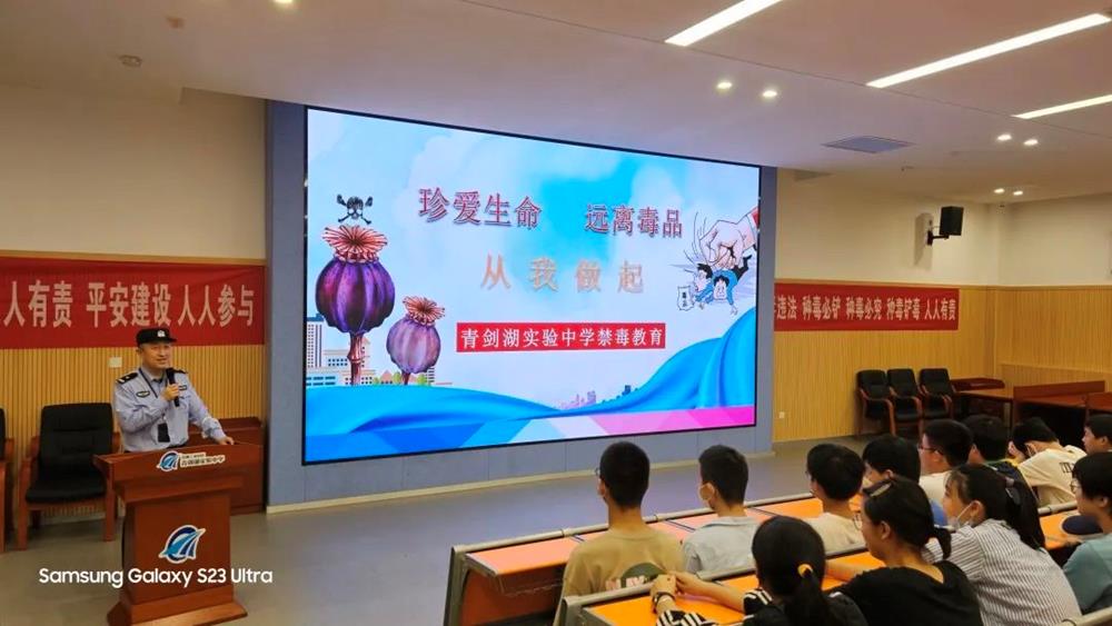 ff8cc7eaf2cf413bad1a9e3b9dc5a575.jpg ff8cc7eaf2cf413bad1a9e3b9dc5a575.jpg