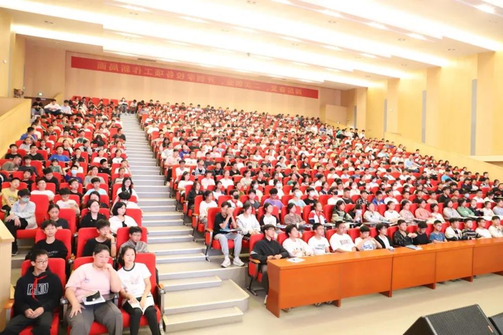 7bffd80ab33148e3a5c25097d8952623.jpg 7bffd80ab33148e3a5c25097d8952623.jpg