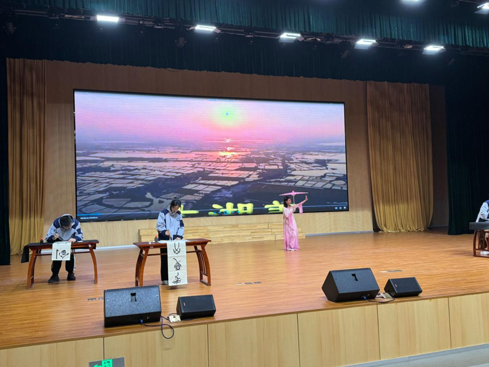 2b59ebb4cc9e476f92f6e60de44b8054.png 2b59ebb4cc9e476f92f6e60de44b8054.png