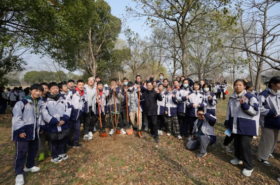 69b9d39d436f4ba08bc9f8ea42beb638.png 69b9d39d436f4ba08bc9f8ea42beb638.png