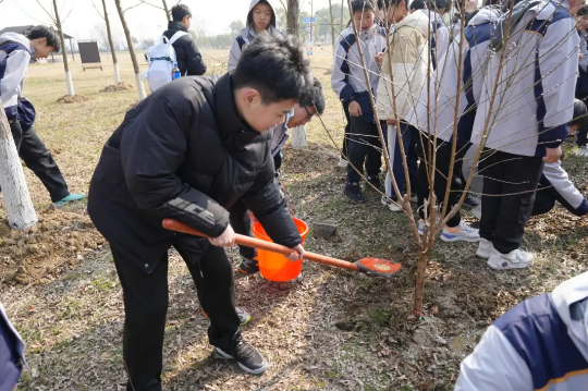 4b4d129af0d84917a254ab1b15b59857.png 4b4d129af0d84917a254ab1b15b59857.png